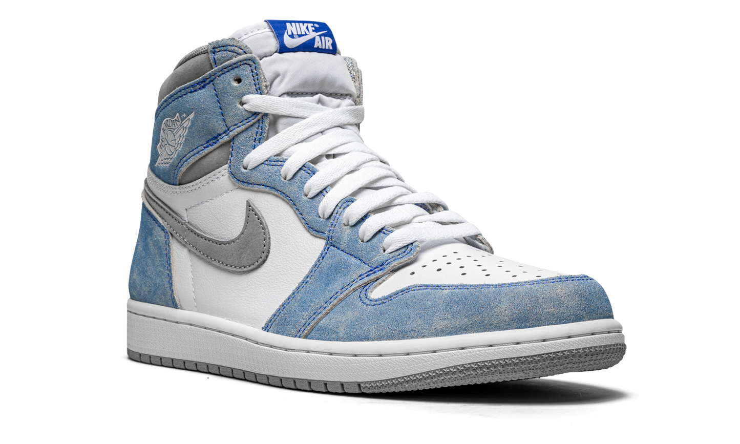 Air Jordan 1 Retro High OG Hyper Royal 555088 402