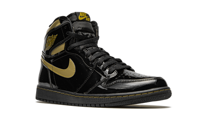 Air Jordan 1 Retro High OG Black Metallic Gold 555088 032