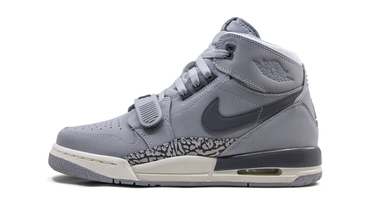 Air Jordan Legacy 312 GS Wolf Grey AT4040 002