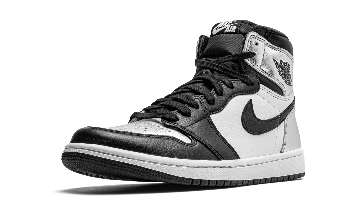 AIR JORDAN 1 RETRO HIGH OG WMNS Silver Toe CD0461 001