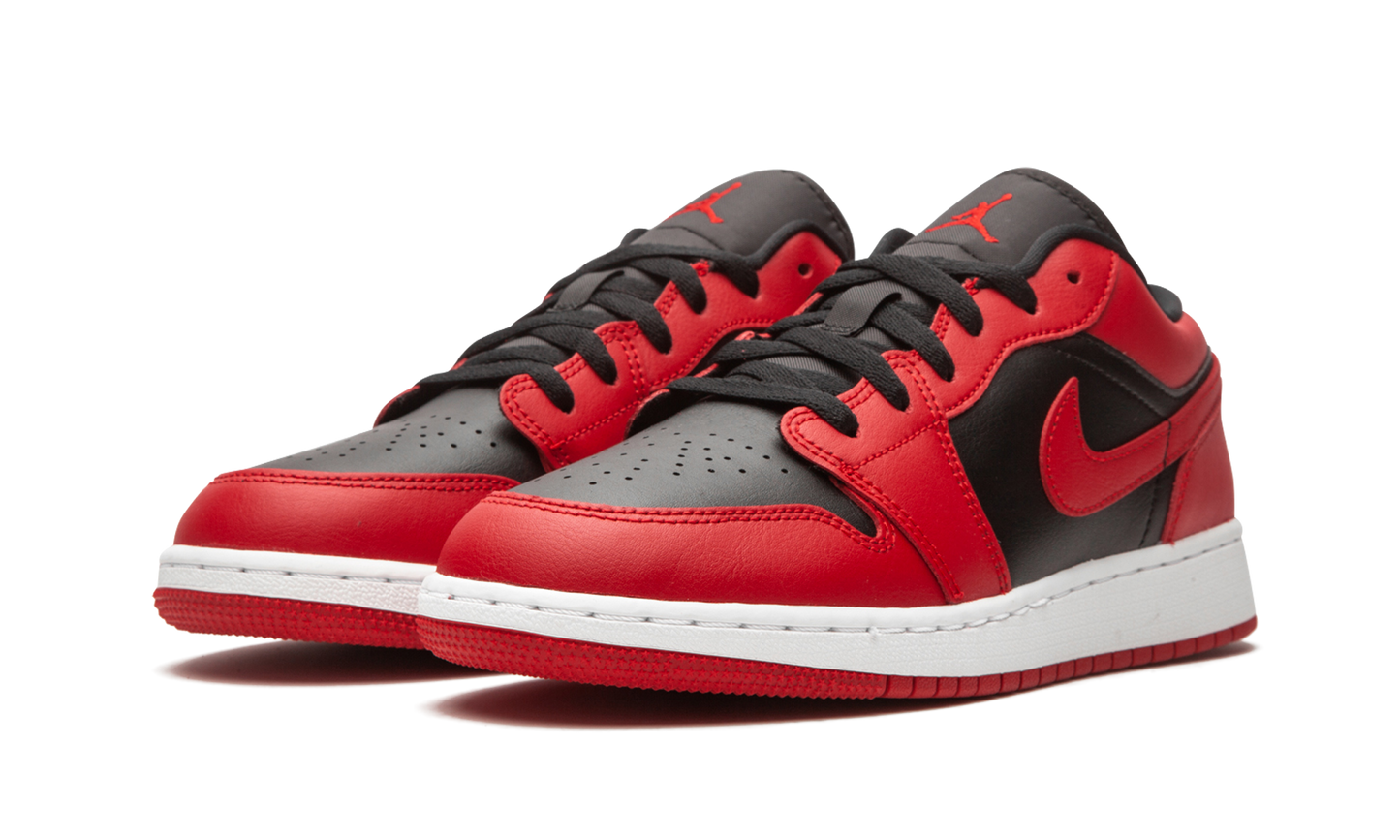 Air Jordan 1 Low GS Reverse Bred 553560 606