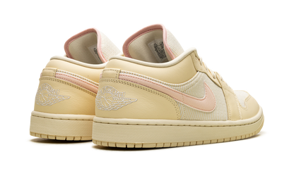 Jordan 1 Low SE WMNS Seersucker FQ1925 100