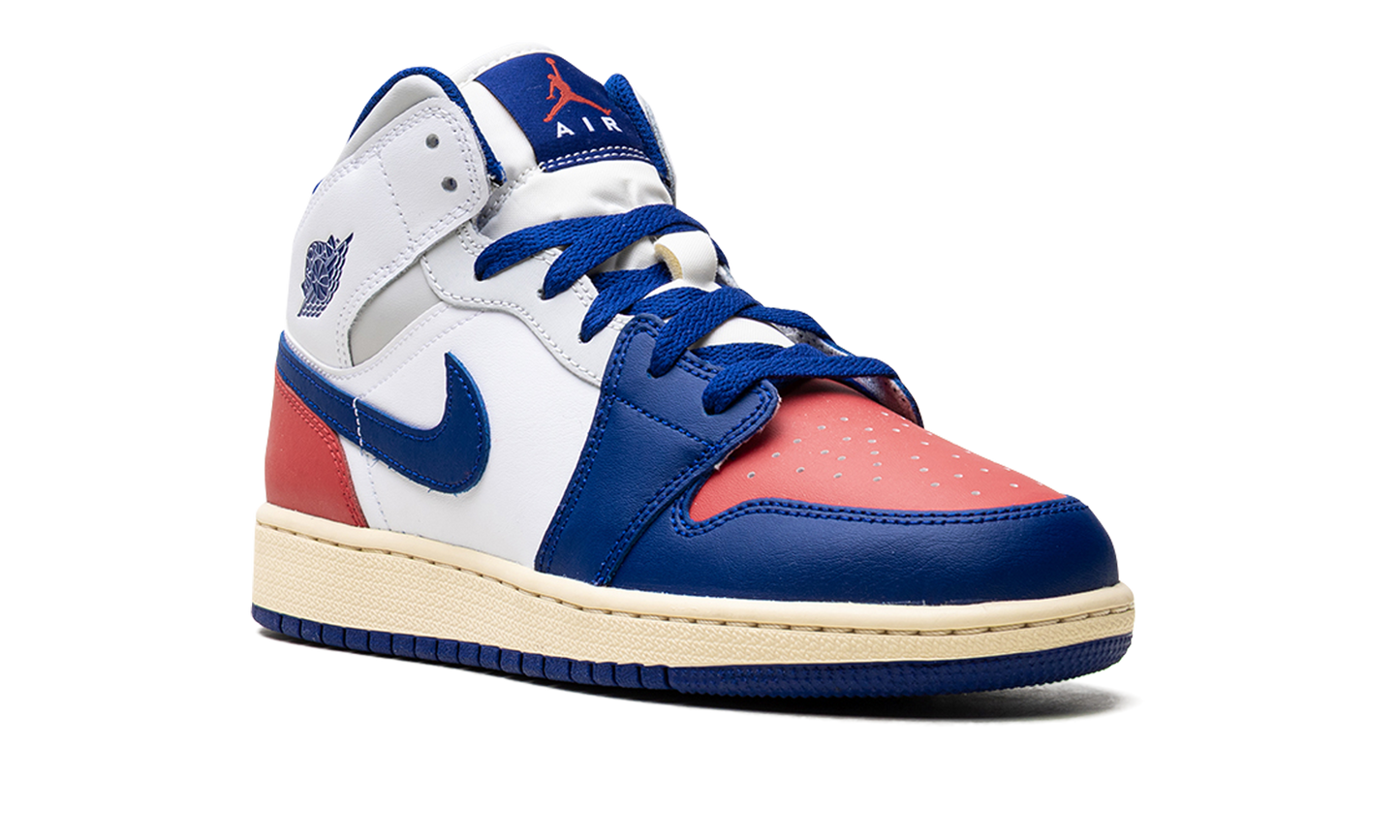 Air Jordan 1 Mid GS Rare Air DQ8423 102