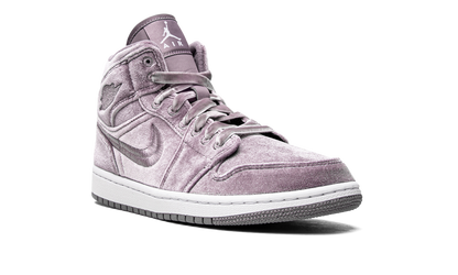 AIR JORDAN 1 MID SE WMNS Purple Velvet DQ8397 500