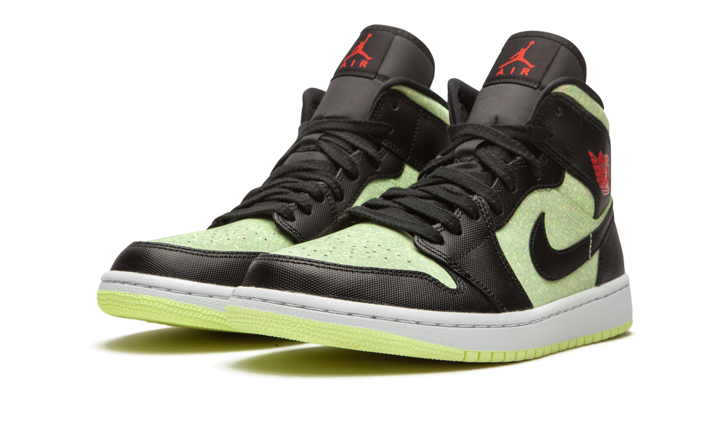 AIR JORDAN 1 MID SE WMNS Barely Volt / Chile Red CV5276 003
