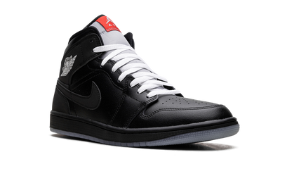 Jordan 1 Mid SE Black Metallic Reimagined HV5177 010