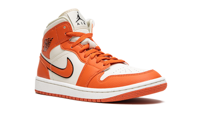 AIR JORDAN 1 MID SE WMNS SPORT SPICE DV1302 100