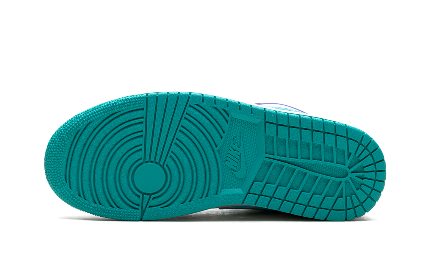 Air Jordan 1 Low Hornets HJ9013 550