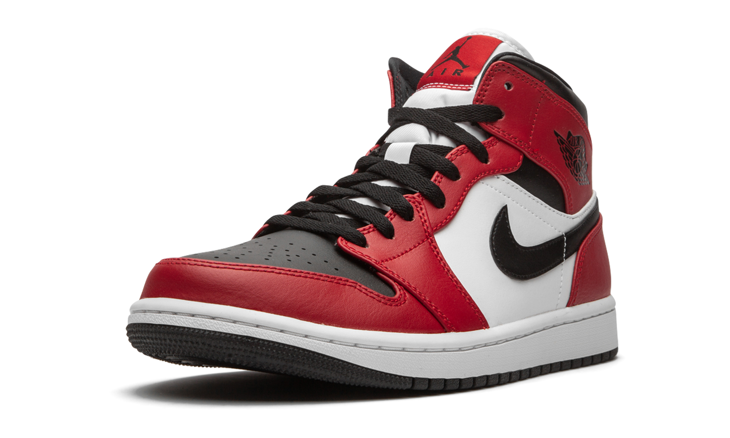 Air Jordan 1 Mid Chicago Black Toe 554724 069