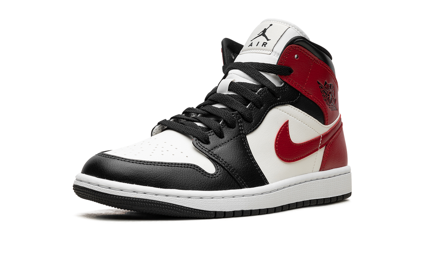 AIR JORDAN 1 MID WMNS Black Toe BQ6472 160