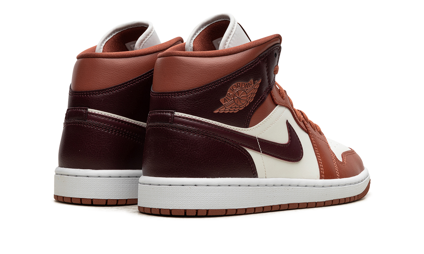 AIR JORDAN 1 MID WMNS Sky J Orange BQ6472 200