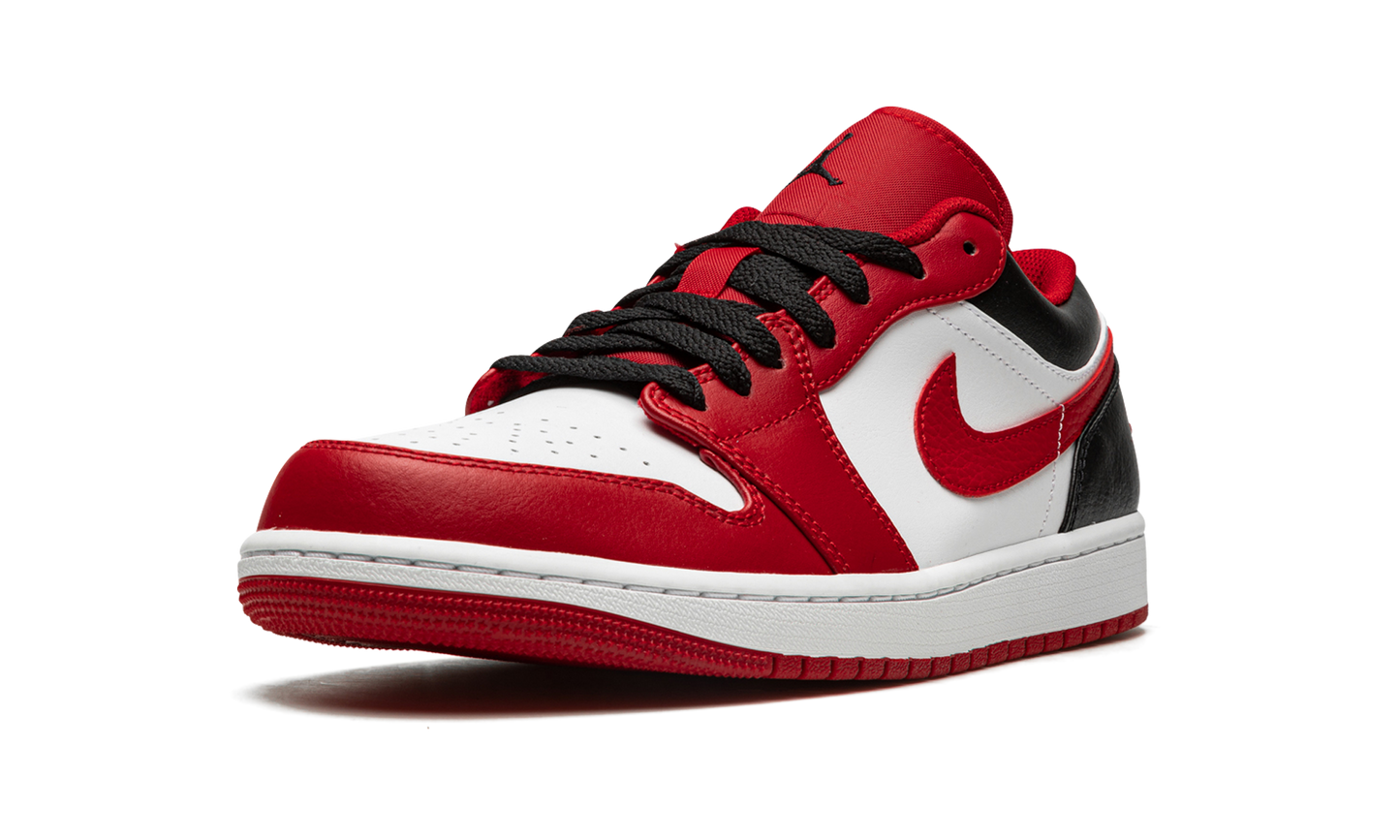 Jordan 1 low Bulls 553558 163