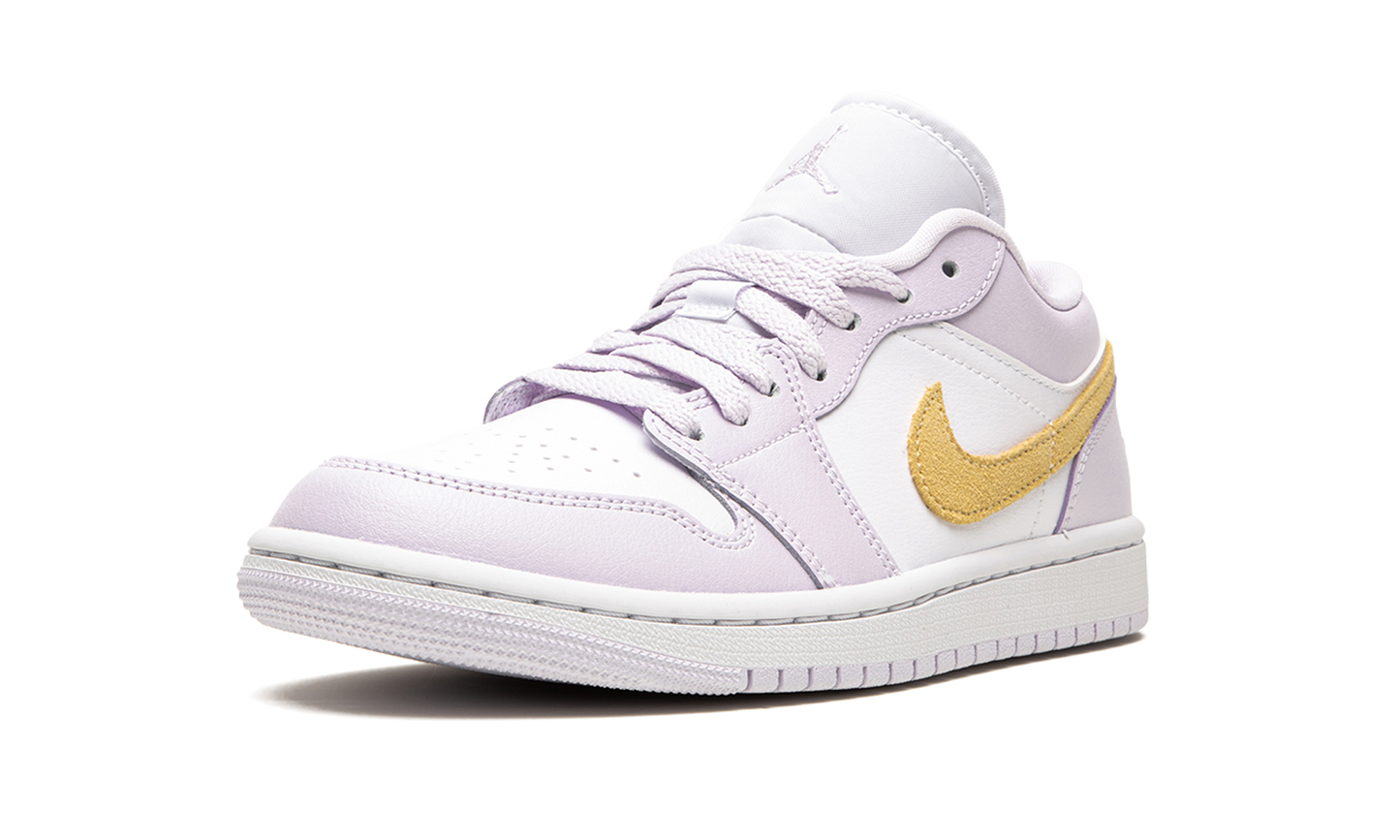AIR JORDAN 1 LO WMNS Barely Grape DC0774 501