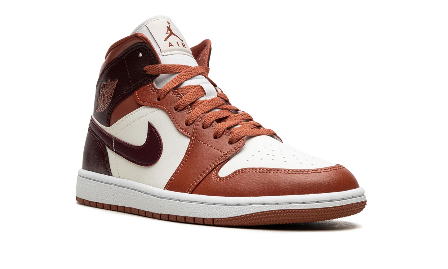 AIR JORDAN 1 MID WMNS Sky J Orange BQ6472 200