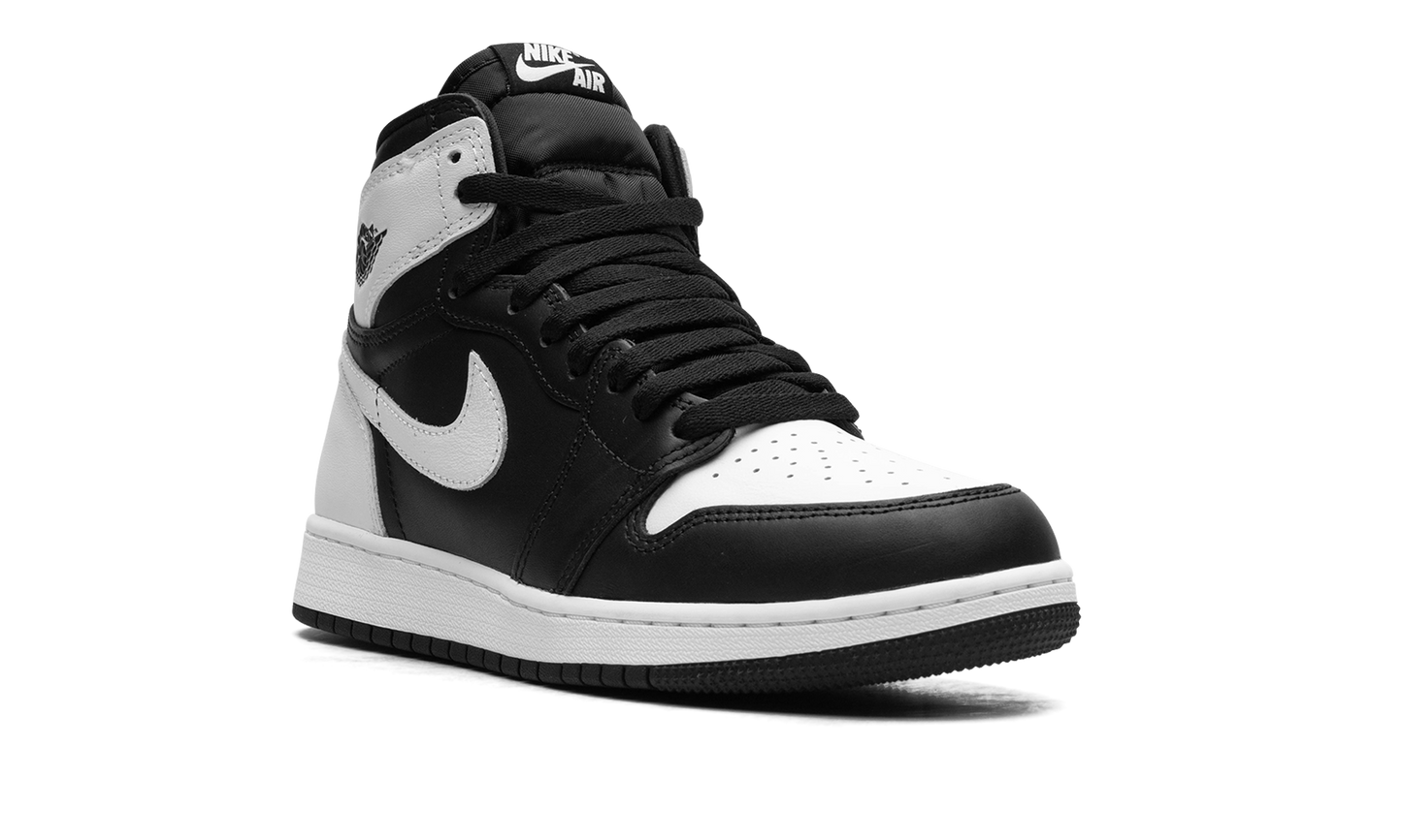 Air Jordan 1 Retro High OG GS BLACK/WHITE/WHITE FD1437 010