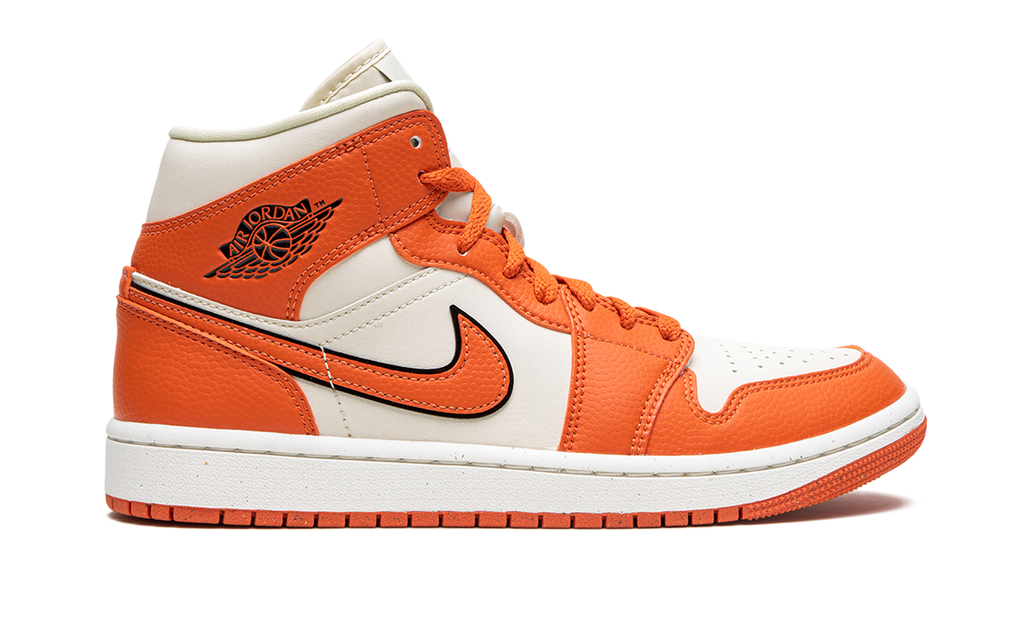 AIR JORDAN 1 MID SE WMNS SPORT SPICE DV1302 100