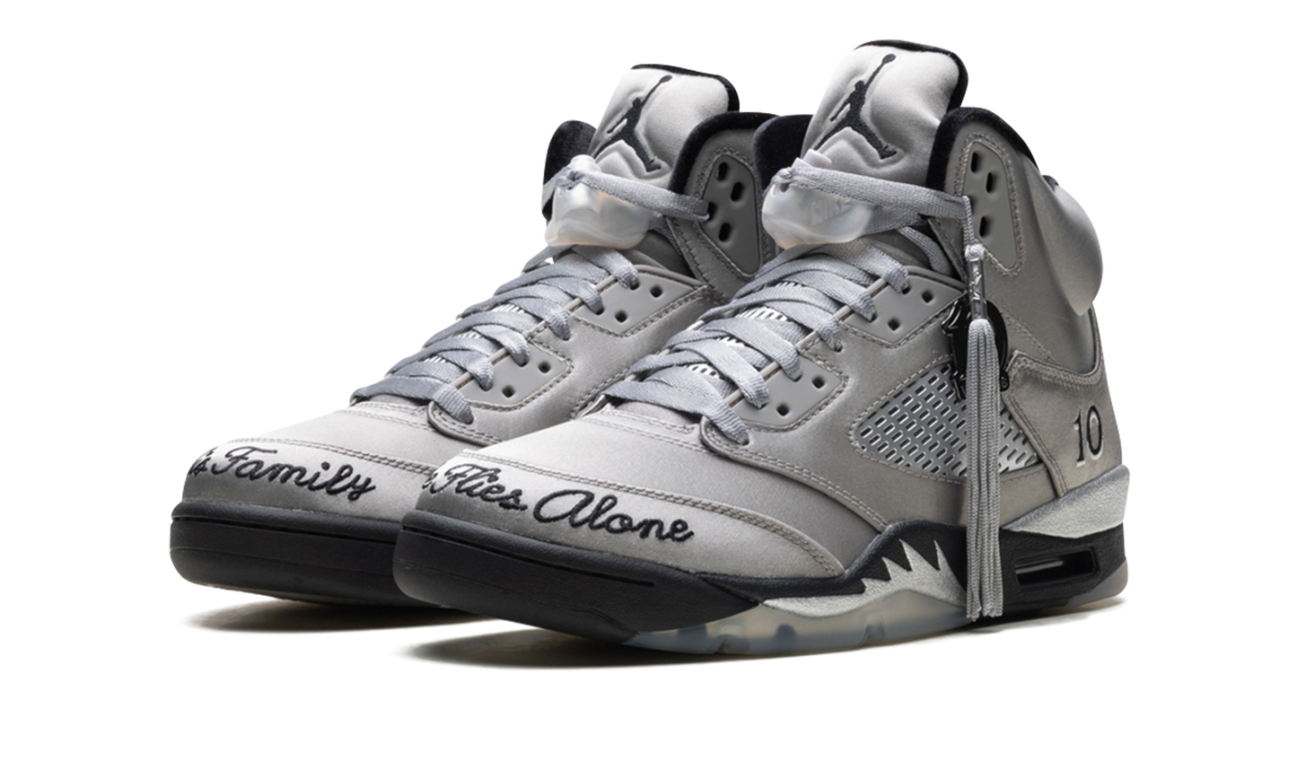 Air Jordan 5 Retro WMNS Wings (2025) IO2038 001