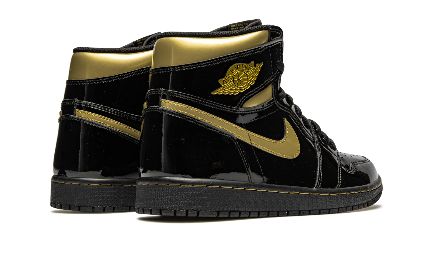 Air Jordan 1 Retro High OG Black Metallic Gold 555088 032
