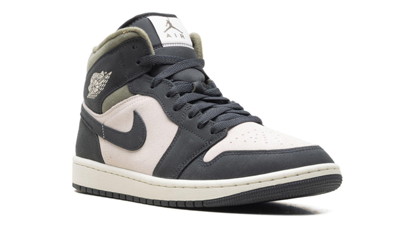 Air Jordan 1 Mid SE Medium Olive HV4091 102