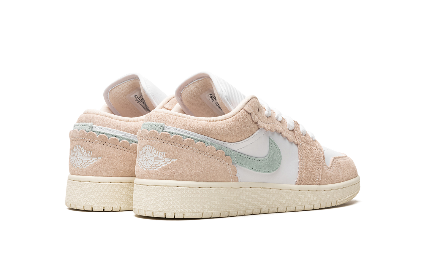 Air Jordan 1 Low SE GS Guava Ice DZ5356 800
