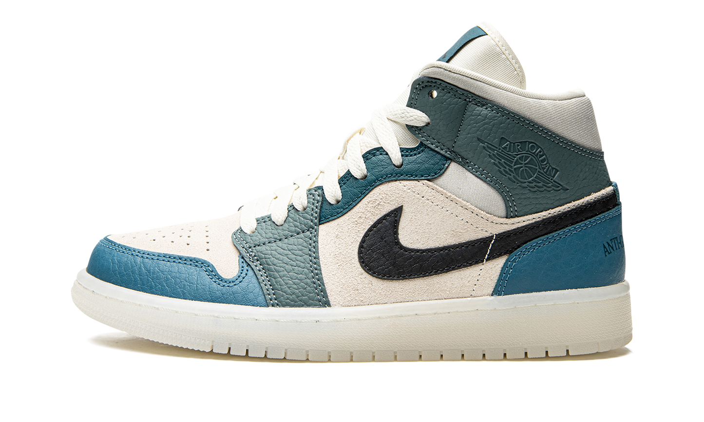 AIR JORDAN 1 MID WMNS Anti Gravity Machines DM9601 200
