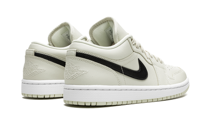 AIR JORDAN 1 LO WMNS Coconut Milk DC0774 121