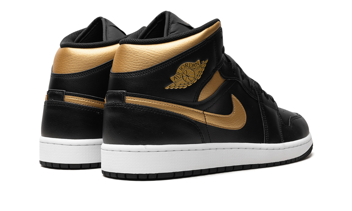 Air Jordan 1 Mid Black DQ8426 071