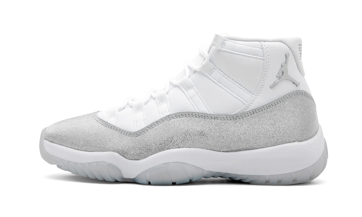 AIR JORDAN 11 RETRO WMNS METALLIC SILVER AR0715 100