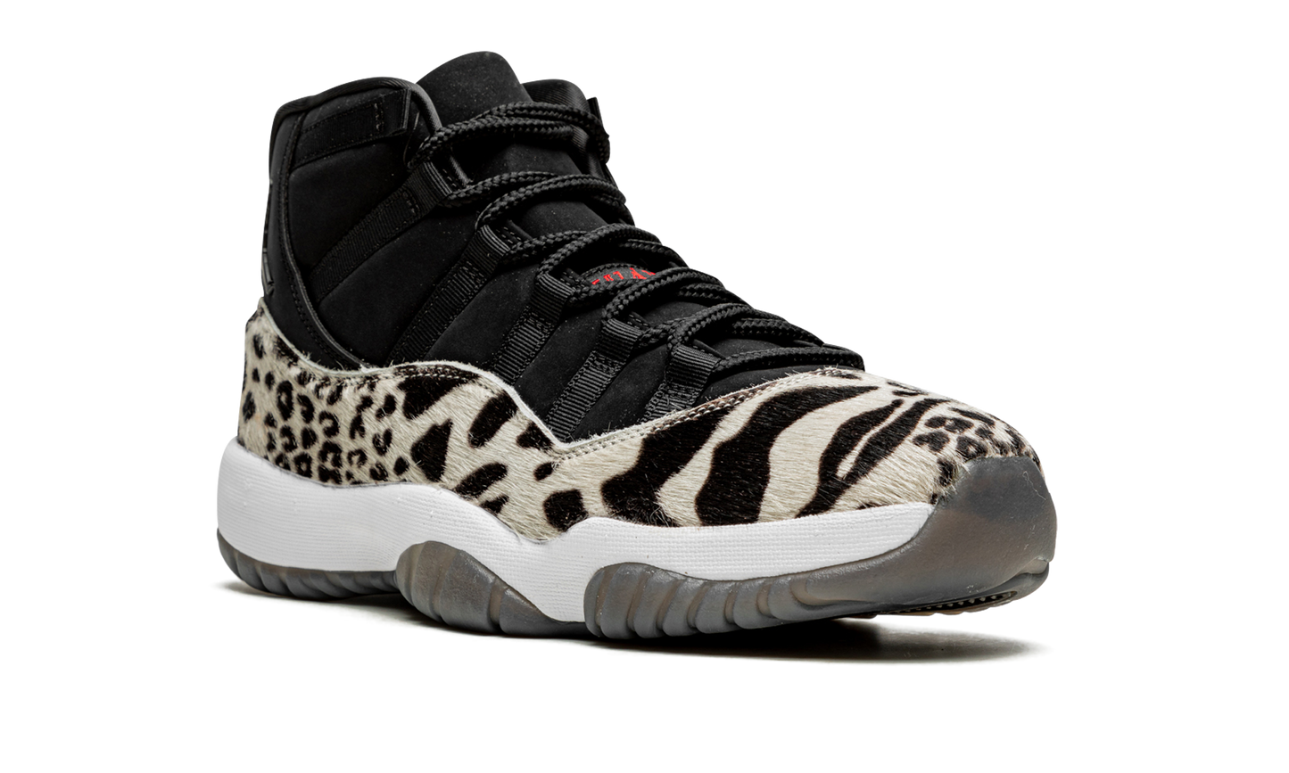 AIR JORDAN 11 WMNS Animal Instinct AR0715 010