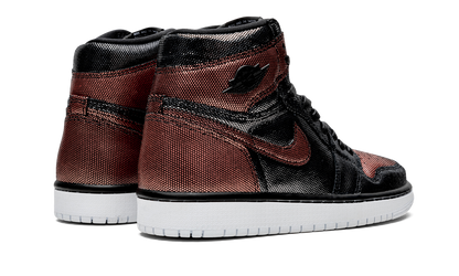 AIR JORDAN 1 High OG WMNS Fearless CU6690 006