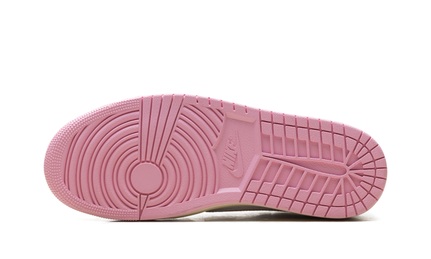 Air Jordan 1 Low OG Travis Scott - Shy Pink IQ7604 100