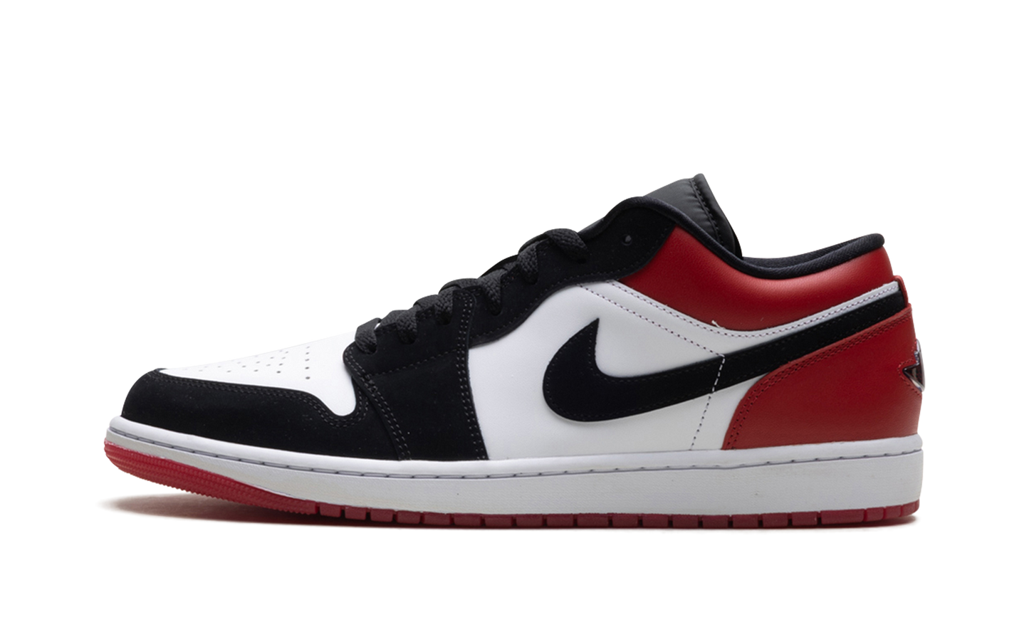 Jordan 1 Low SE Black Toe (2025) IB8971 106