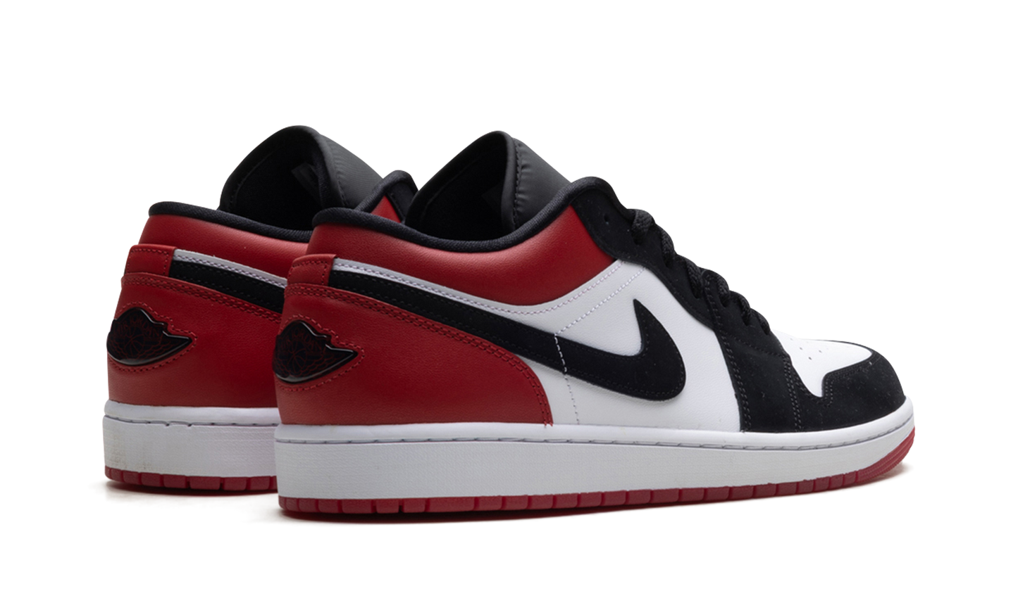 Jordan 1 Low SE Black Toe (2025) IB8971 106