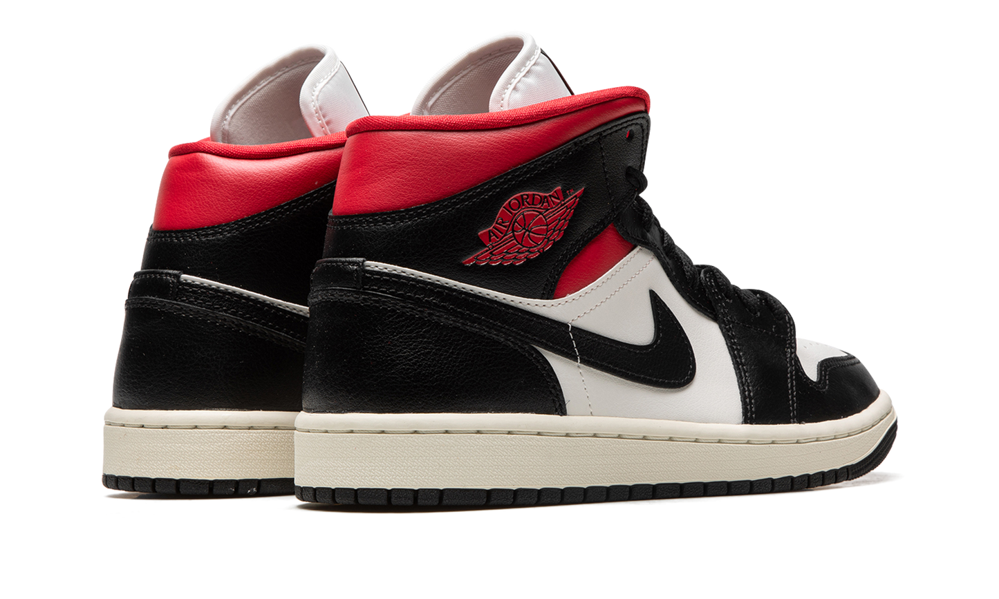 AIR JORDAN 1 MID WMNS Black / Gym Red / Sail BQ6472 061