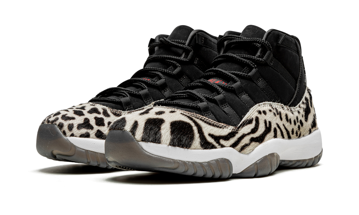 AIR JORDAN 11 WMNS Animal Instinct AR0715 010