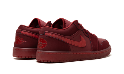 Jordan 1 Low SE WMNS Valentine's Day (2026) IB7012 600