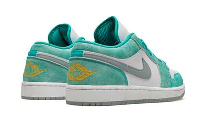 Air Jordan 1 Low SE New Emerald DN3705 301