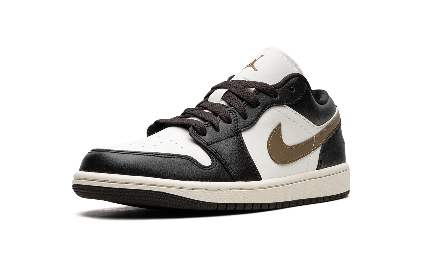 Air Jordan 1 Low WMNS Shadow Brown DC0774 200
