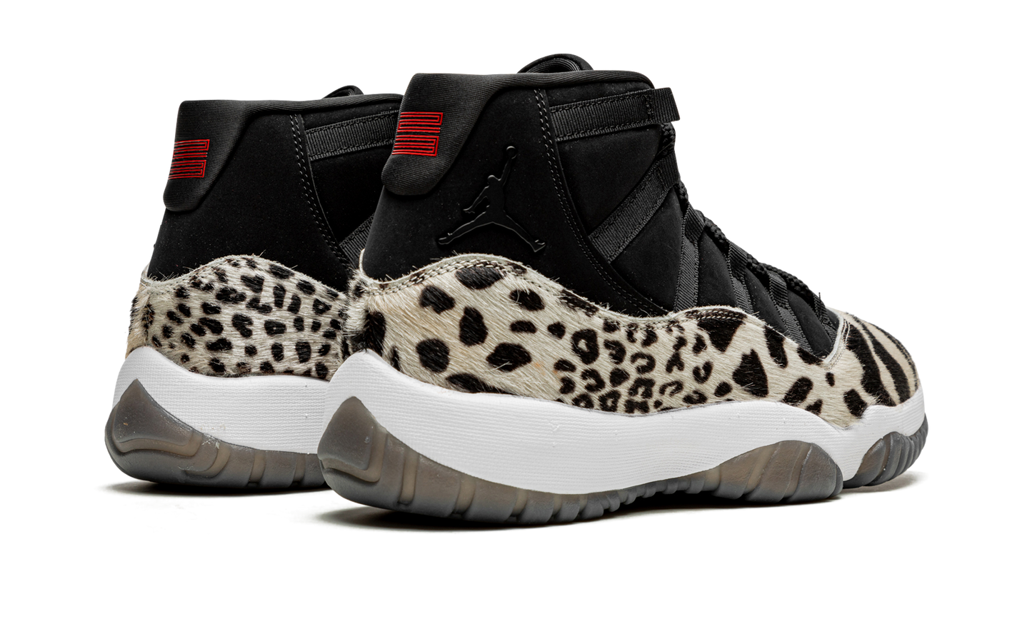 AIR JORDAN 11 WMNS Animal Instinct AR0715 010