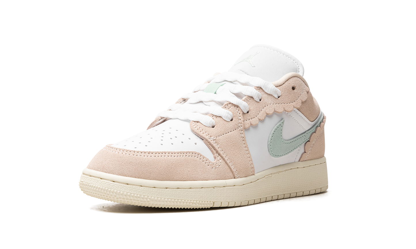 Air Jordan 1 Low SE GS Guava Ice DZ5356 800