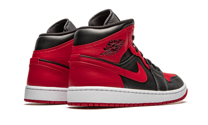 Air Jordan 1 Mid Banned 2020 554724 074