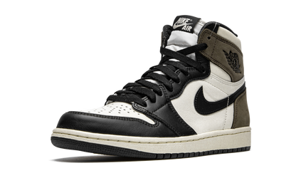 Air Jordan 1 Retro High OG Dark Mocha 555088 105