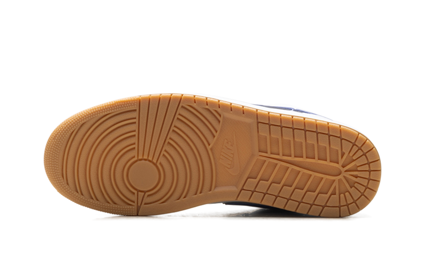 Air Jordan 1 Low SE Dodgers IQ0400 100