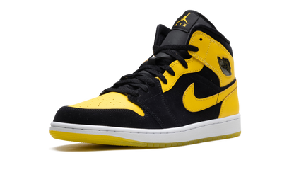 Air Jordan 1 Mid New Love HJ6654 071