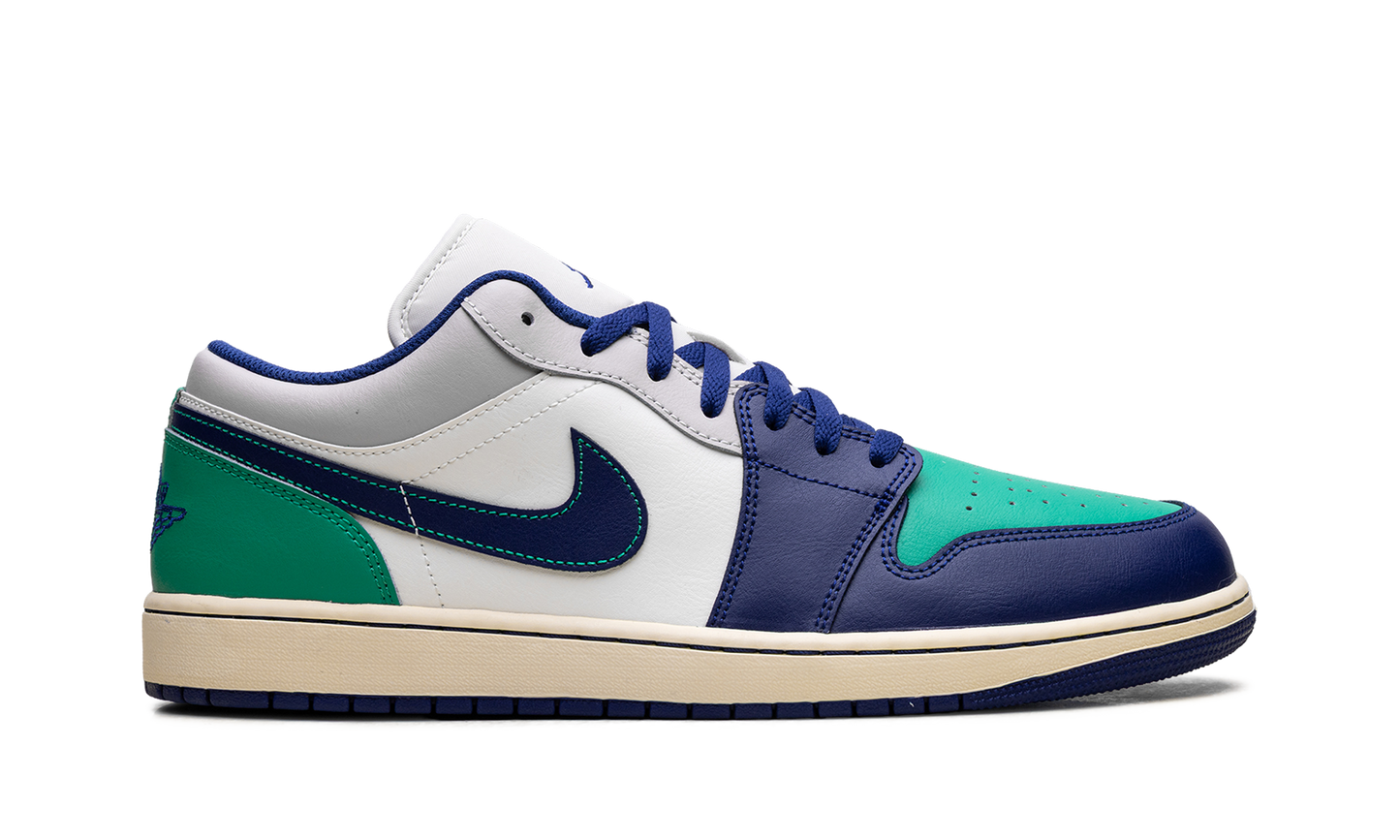 Air Jordan 1 Low Rare Air 553558 147