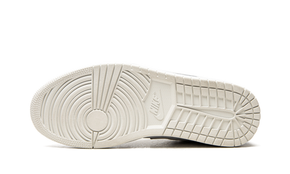 Air Jordan 1 Low Paris CV3043 100