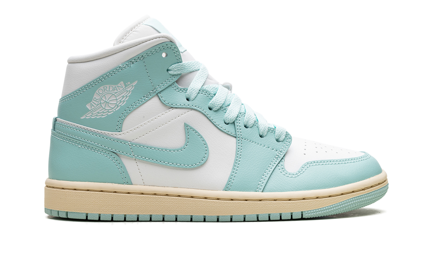 AIR JORDAN 1 MID WMNS LIGHT DEW BQ6472 132