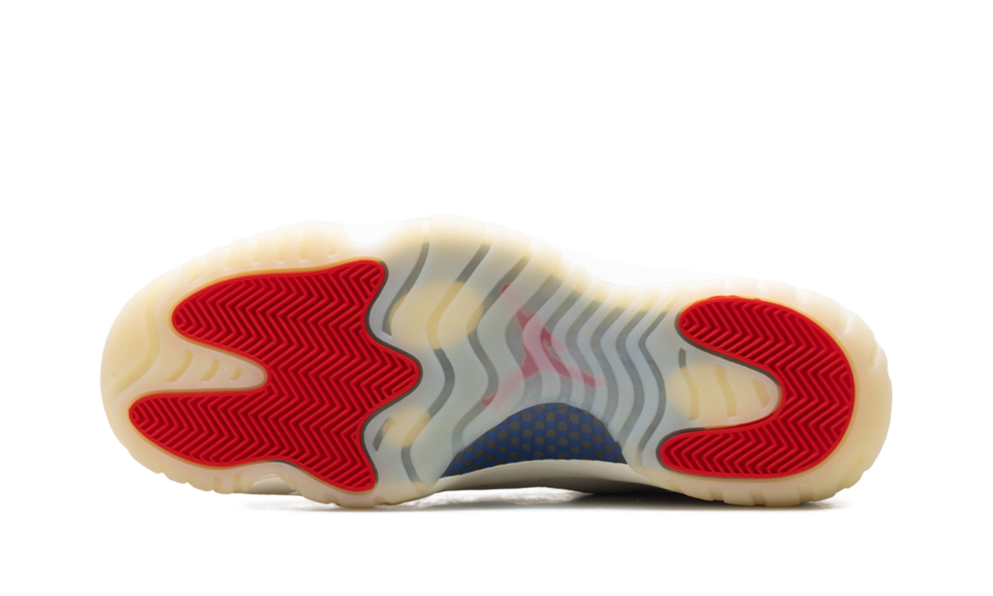 Air Jordan 11 285 IO8959 133