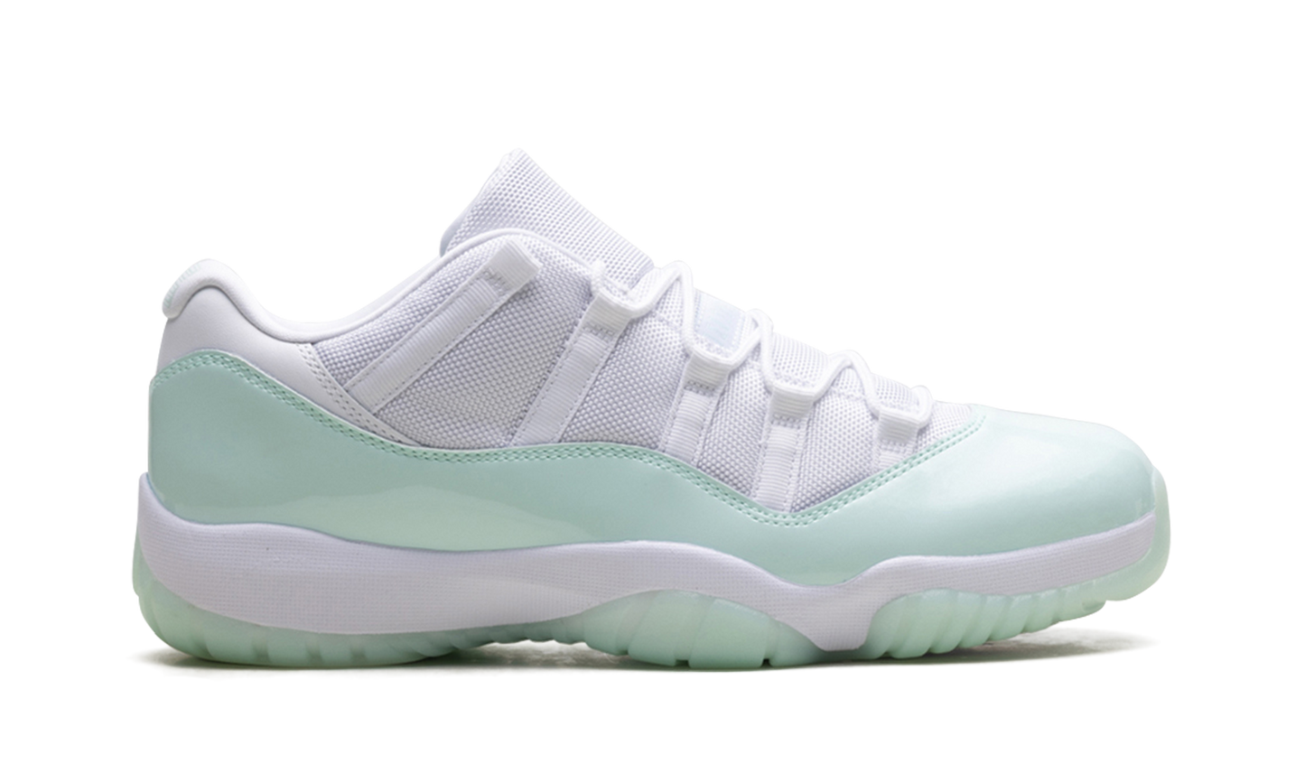 Air Jordan 11 Low WMNS Igloo AH7860 103