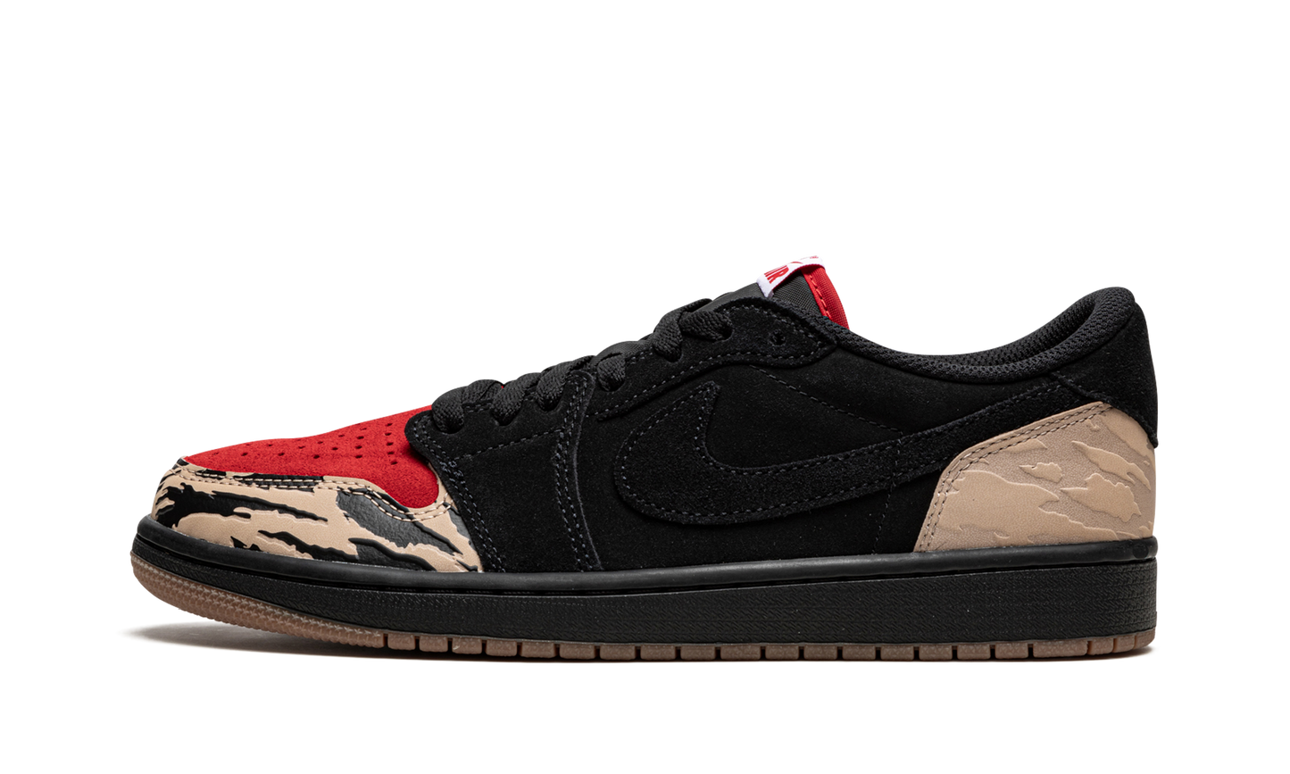 Air Jordan 1 Low SP SoleFly - Carnivore DN3400 001